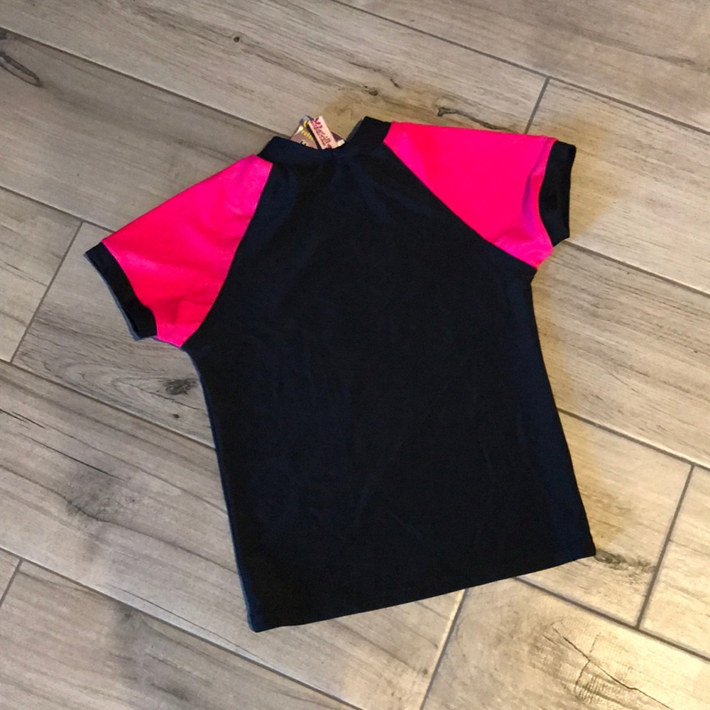 UPF Sun Protection Black/Pink Kids Rash Guard - Picture 5 of 5